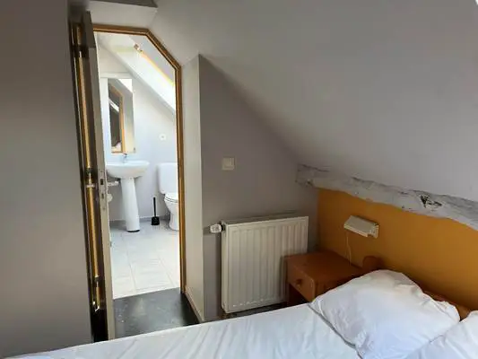 Gîte pour 21 personnes à Durbuy Les Gîtes de Durbuy : Le Cottage